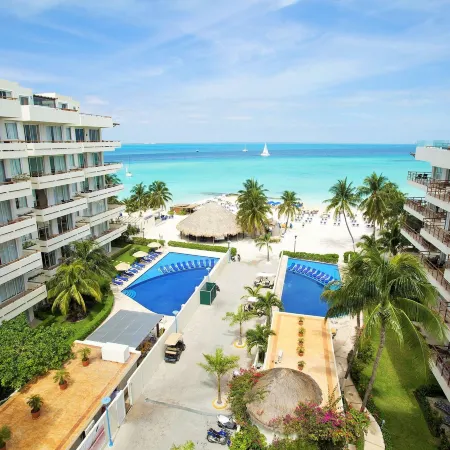 Ixchel Beach Hotel
