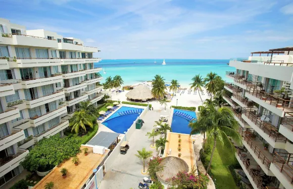 伊克切爾海灘酒店