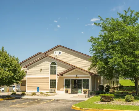 Super 8 by Wyndham Red Wing Hoteles en Red Wing