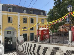 Ascensor da Bica - Lisbon Serviced Apartments