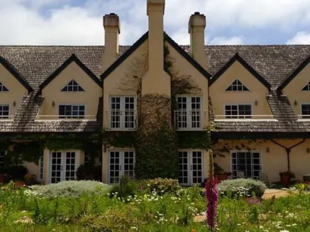 Seal Cove Inn Отели в г. Мосс Бич