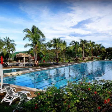 Fort Ilocandia Resort Hotel