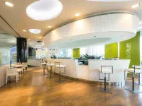 Novotel Abu Dhabi Al Bustan Отели в г. Абу-Даби