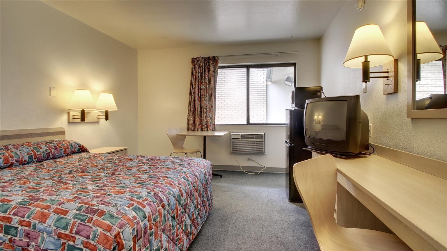 Americas Best Value Inn East Peoria