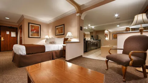 Best Western Plus Suites Hotel - Los Angeles LAX Airport