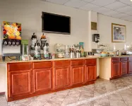 Quality Inn Biloxi Beach - breakfast