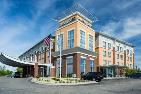 Cambria Hotel Minneapolis Maple Grove Отели в г. Мейпл-Гров