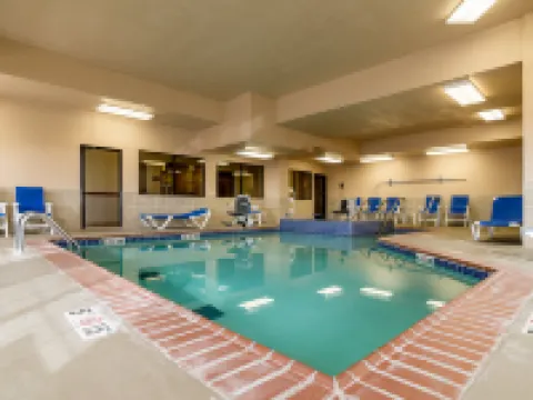 ベイモント バイ ウィンダム プラット プラットのホテル