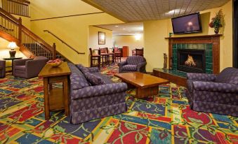 Holiday Inn Express & Suites Coon Rapids-Blaine Area