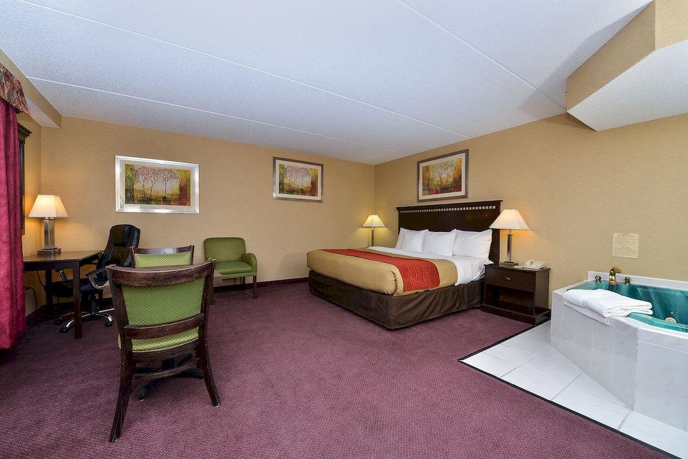 Comfort Inn Grove City