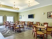Spark by Hilton San Antonio Dominion - sarapan