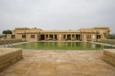 Hotel Rawalkot Jaisalmer Hotel in zona Akal Wood Fossil Park
