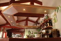 Logis Hotel Restaurant Uzès Pont du Gard - バー