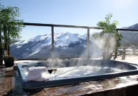 Whistler's Inn Hotels in Jasper