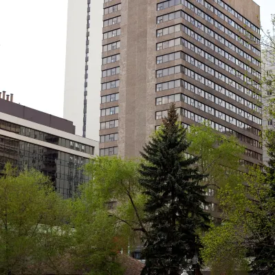 Sandman Signature Calgary Downtown Hotel Hotels near Calgary Pathway System