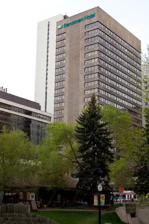 Sandman Signature Calgary Downtown Hotel Отели рядом с достопримечательностью «Университет Летбридж Калгари Кампус»