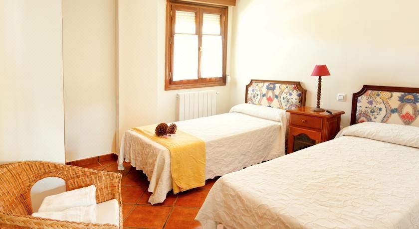 Apartamentos El Pajar del Abuelo - Housity