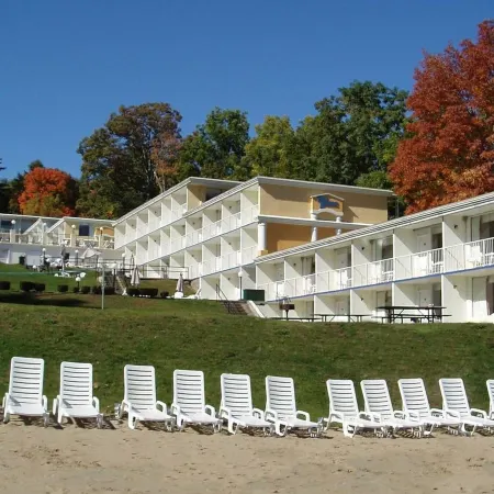 Lakefront Terrace Resort