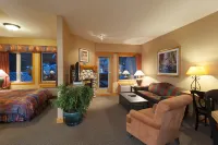 Lizard Creek Lodge - Parkering