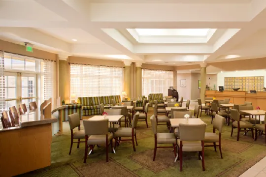 La Quinta Inn & Suites by Wyndham Austin Southwest