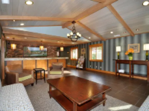 Lakeside Lodge and Suites Hotels in Chelan