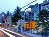 Garni Hotel Vozarev Hotels in der Nähe von Dom des Heiligen Sava