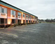 Motel 6 Williamstown, WV