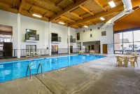 Econo Lodge Hotels in Waupaca