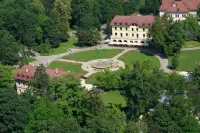 Hotel Crystal