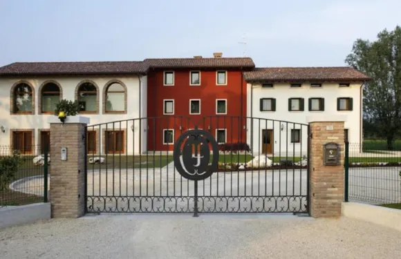 樂法沃雷農莊酒店