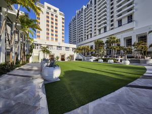 Loews Miami Beach Hotel