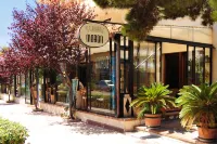 Bell Port Hotel
