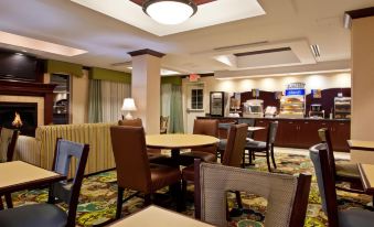 Holiday Inn Express & Suites Dayton South Franklin