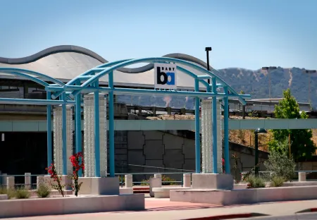 San Ramon Marriott Отели рядом с достопримечательностью «Парк Ричард Фаи Виллидж Грин»