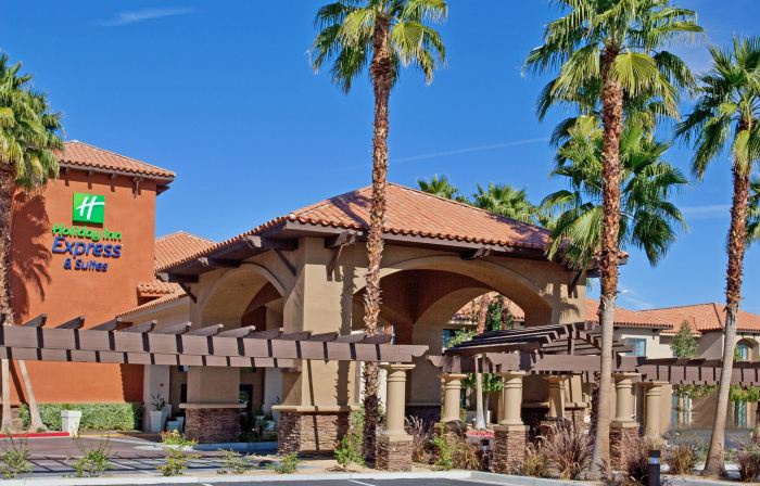Holiday Inn Express & Suites RANCHO MIRAGE - PALM SPGS AREA by IHG