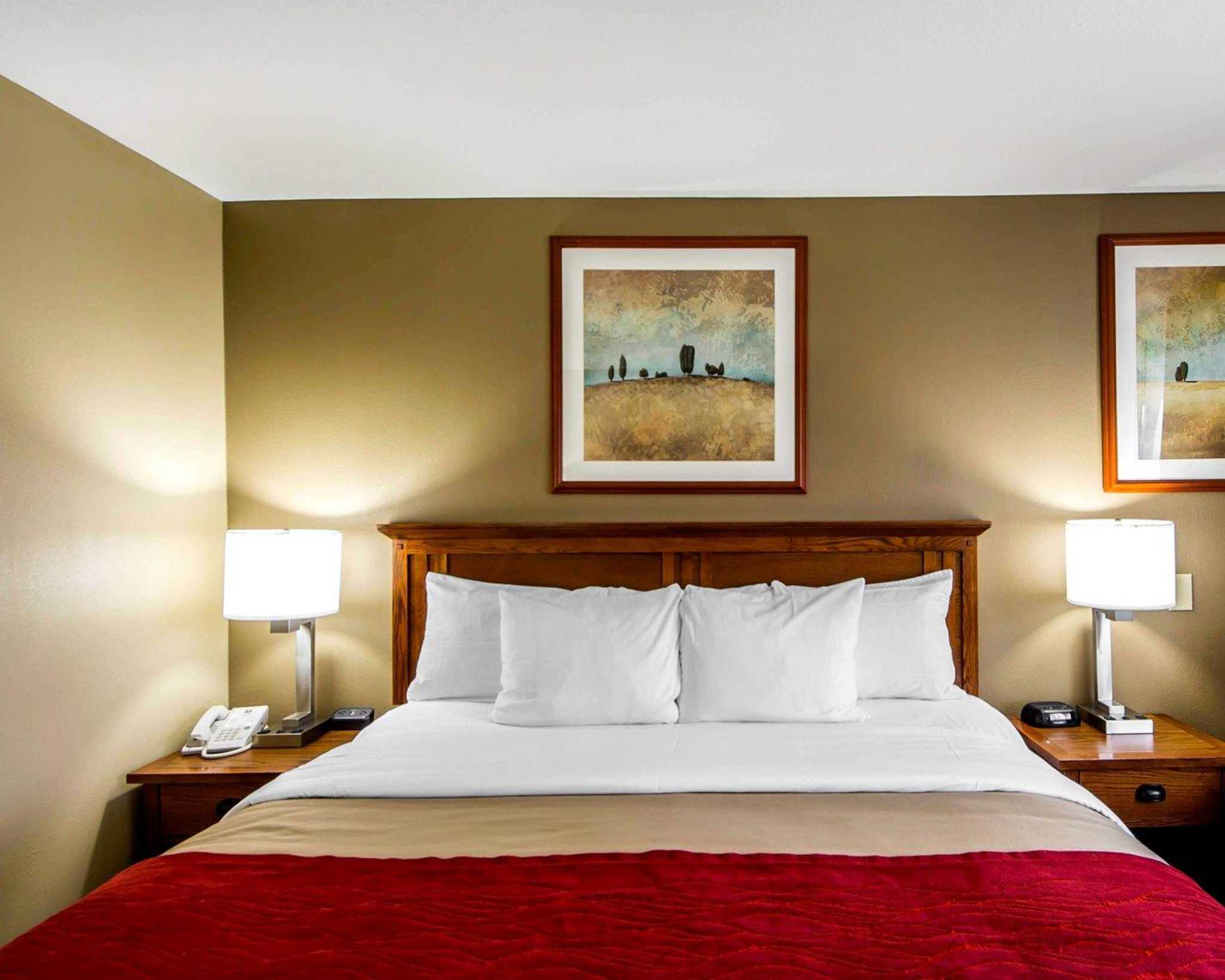 Comfort Inn & Suites Ponca City Near Marland Mansion