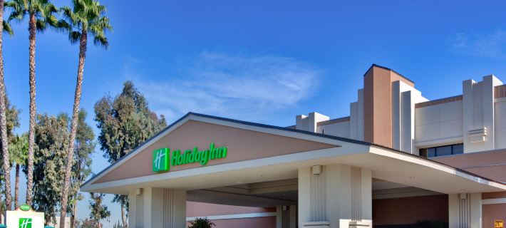 Holiday Inn & Suites ANAHEIM (1 BLK/DISNEYLAND®) by IHG Hotels in Anaheim