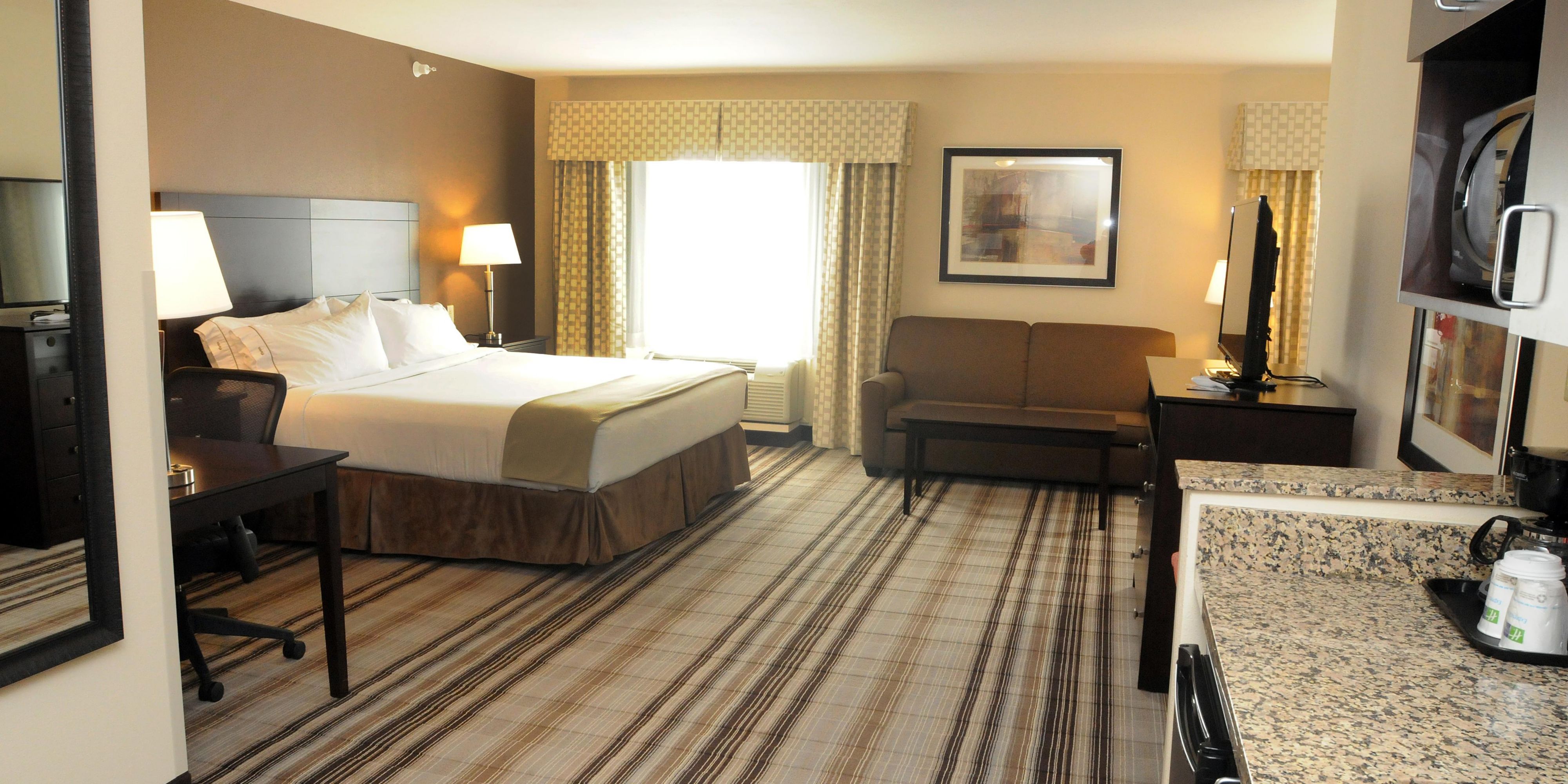 Holiday Inn Express & Suites Cambridge, an Ihg Hotel