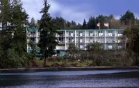 Flagship Inn Hotels near Kitsap Regional Library, Bremerton - Dr. Martin Luther King Jr.