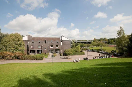 Auberge des 3 Fontaines - Youth Hostel Hotels in Auderghem