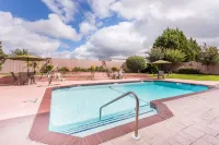 La Quinta Inn & Suites by Wyndham Columbus North