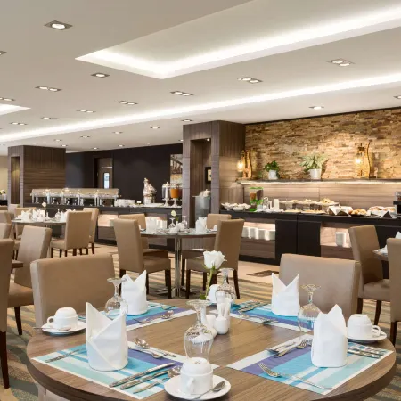 Howard Johnson by Wyndham Dammam