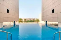 Ramada Hotel & Suites by Wyndham Amwaj Islands Manama - Pools