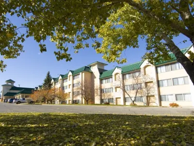 Amenida Residences Calgary Các khách sạn ở Calgary