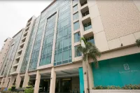Holiday Inn Express Manila Newport World Resorts Hotel dekat Cebu Pacific Airlines Operation Center