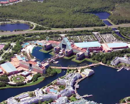 Walt Disney World Swan Hotels in Bay Lake