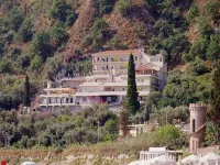 Bay Palace Mazzarò Hotels in der Nähe von Strand Spisone