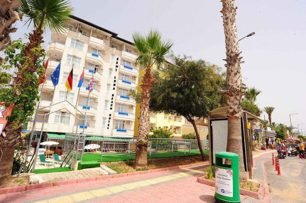 Semt Luna Beach Hotel