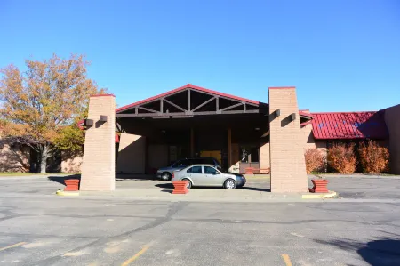 Douglas Inn and Conference Center Отели в г. Дуглас