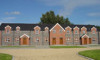 Stable Court Apartments